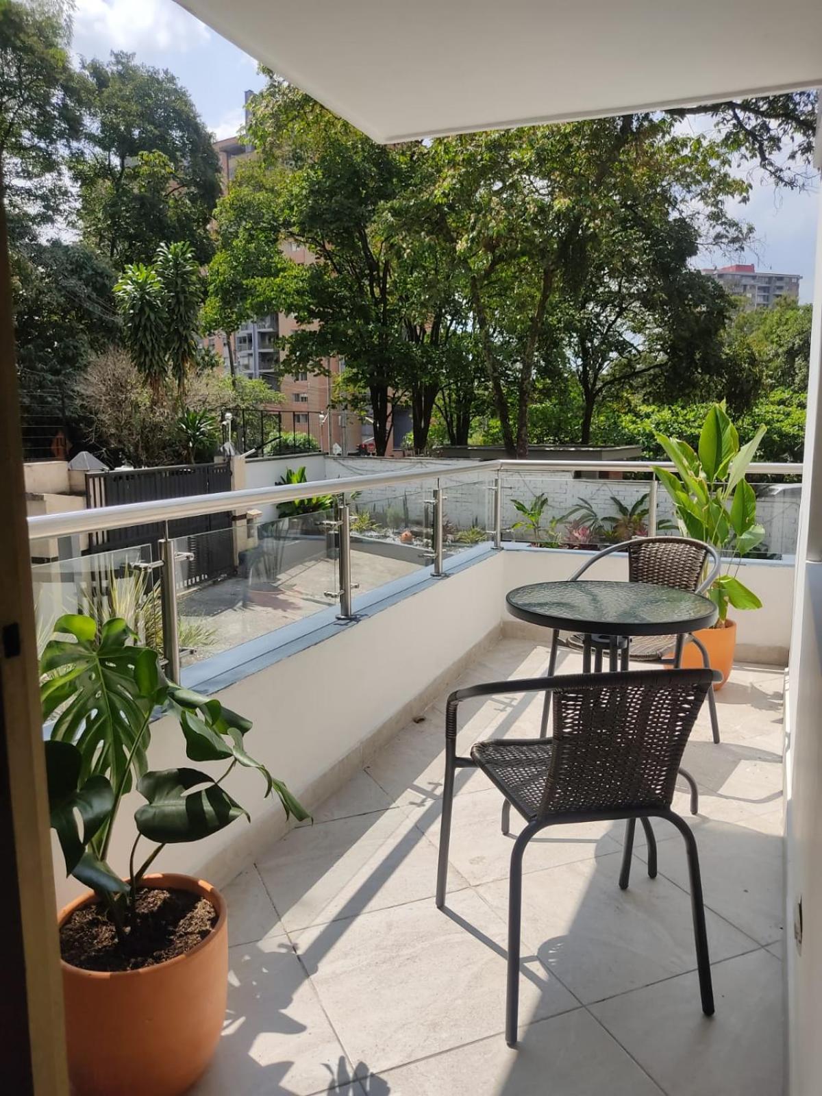 El Poblado, La Frontera * Medellin