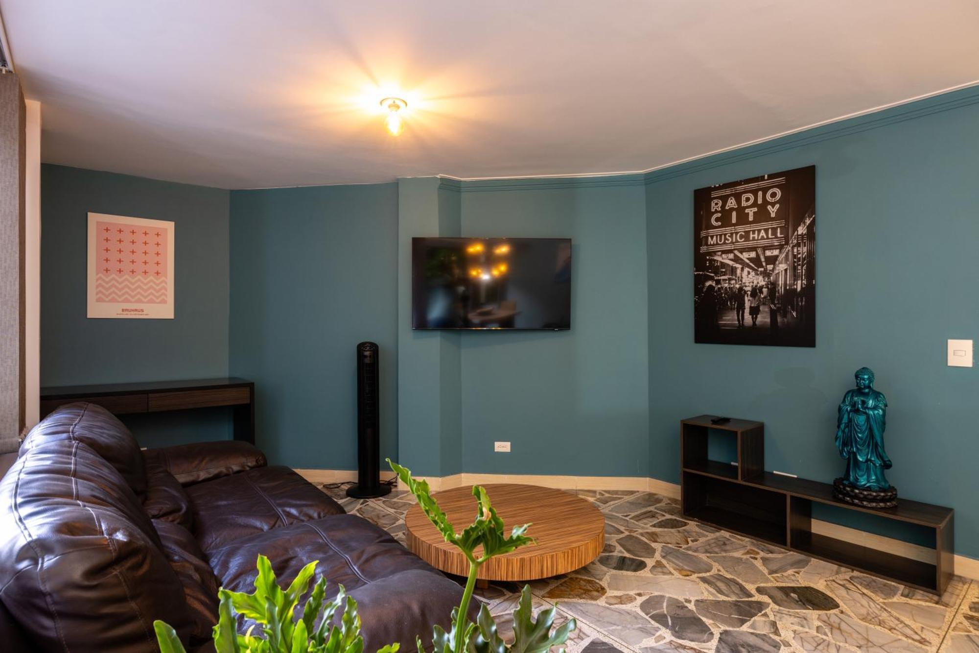 Apartment El Poblado, La Frontera Medellin