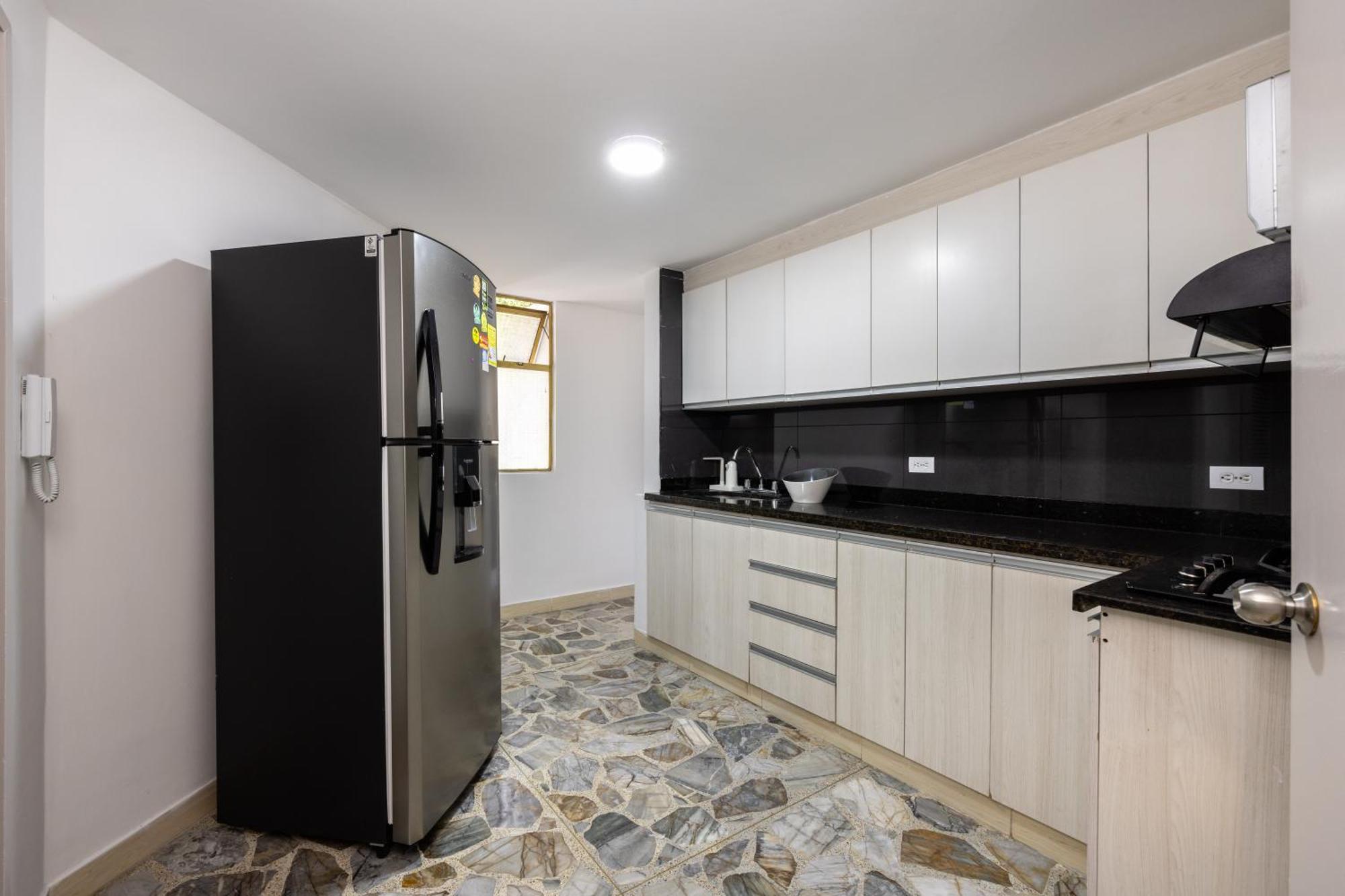 Apartment El Poblado, La Frontera Medellin